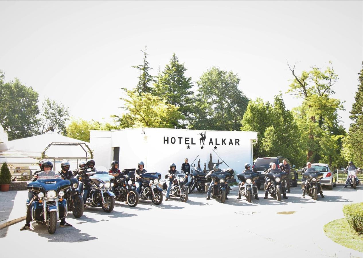 Hotel Alkar Sinj Kültér fotó