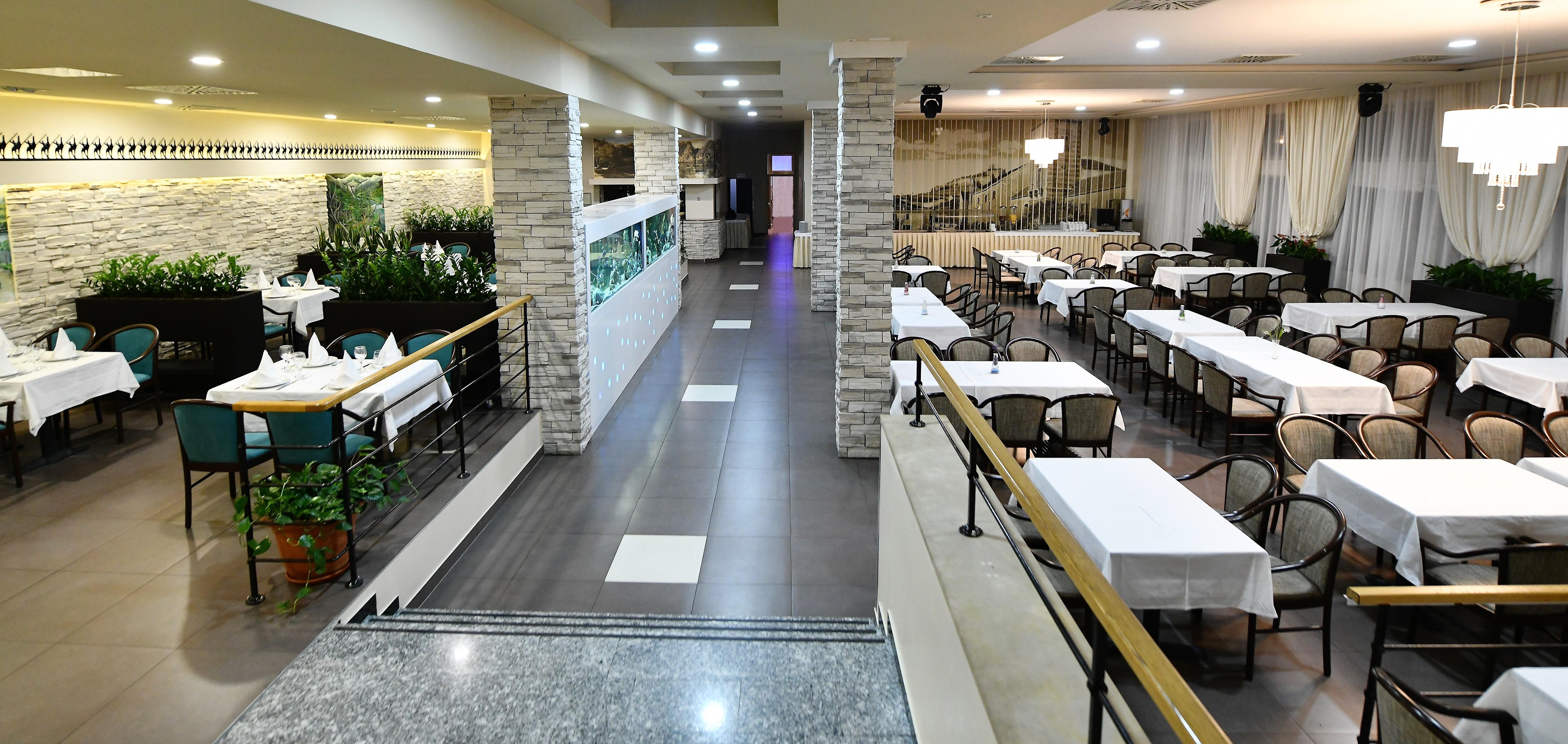 Hotel Alkar Sinj Kültér fotó