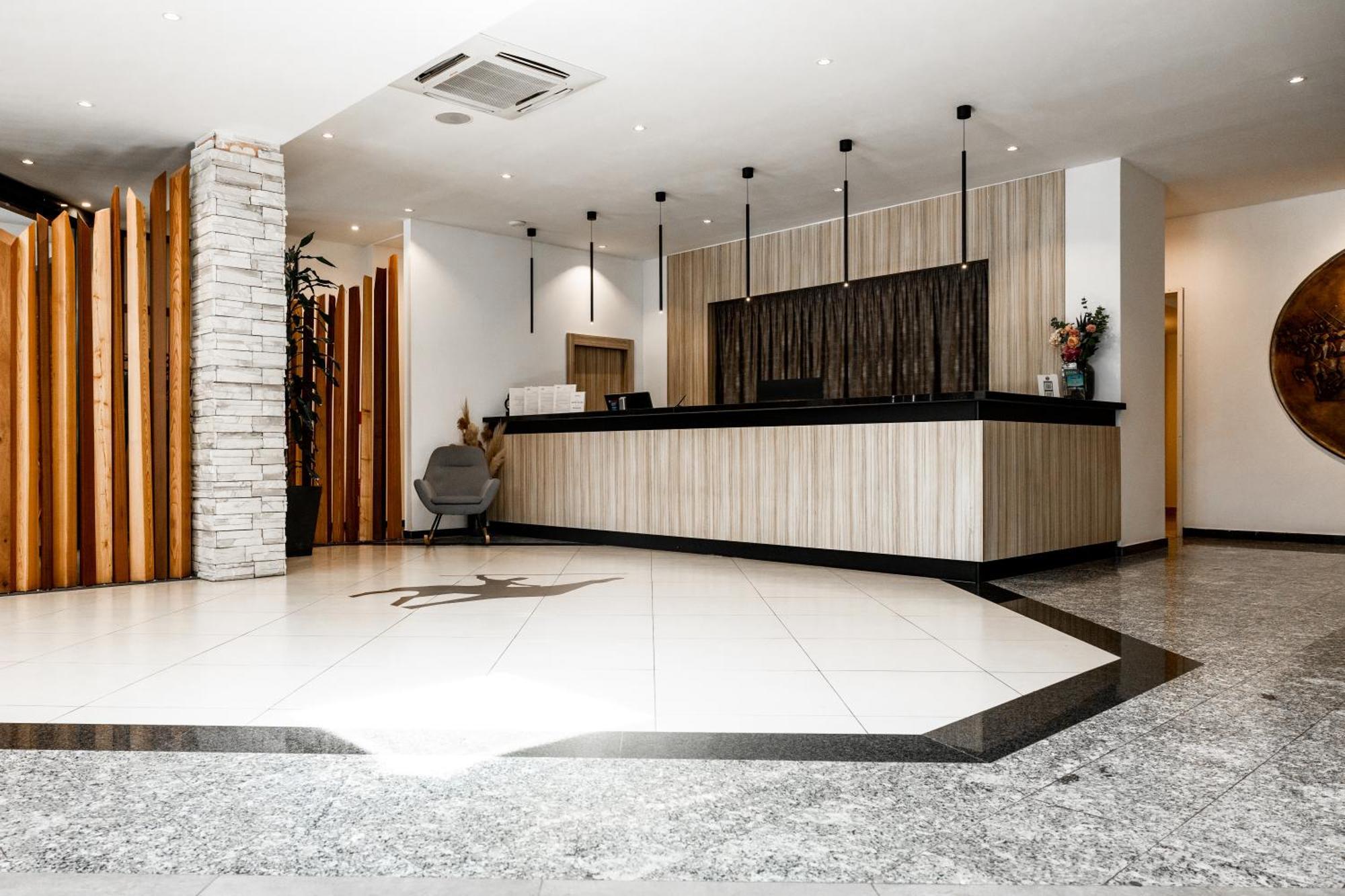 Hotel Alkar Sinj Kültér fotó