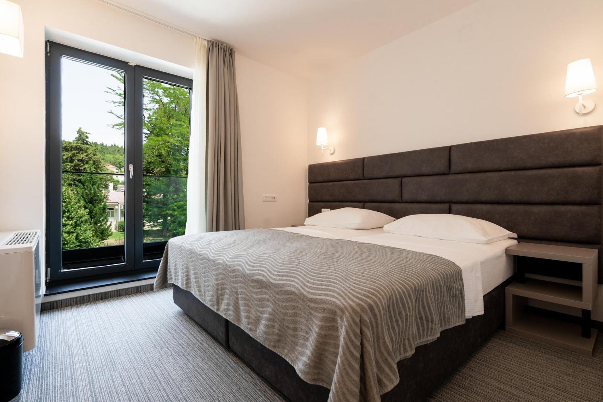 Hotel Alkar Sinj Kültér fotó